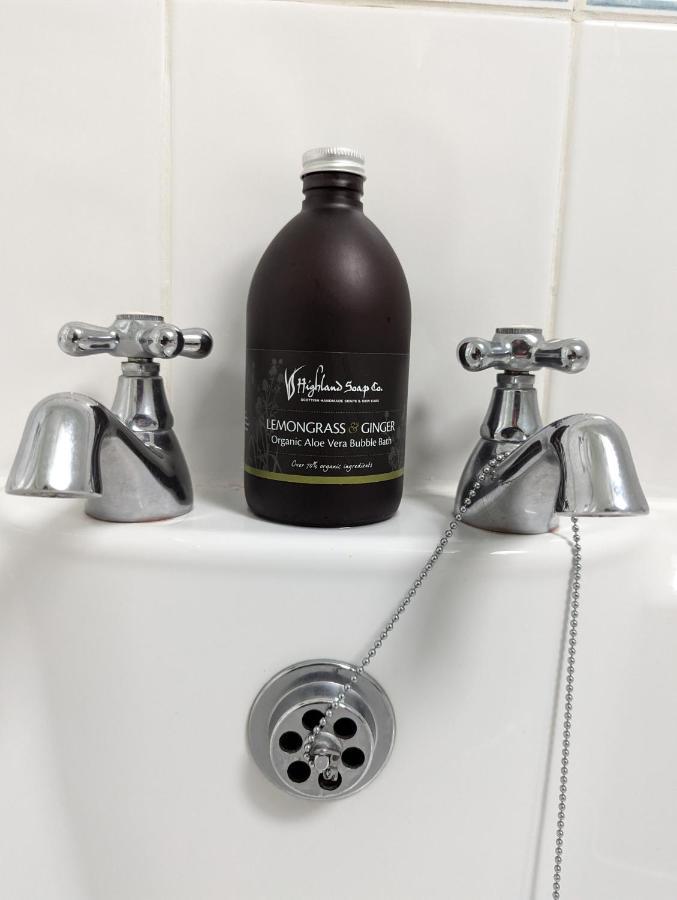 Lon Ban House B&B Glendale  エクステリア 写真