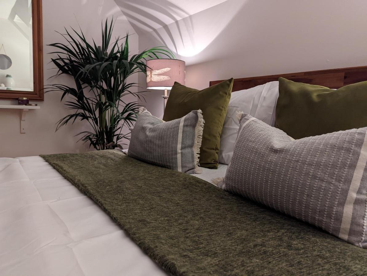 Lon Ban House B&B Glendale  エクステリア 写真