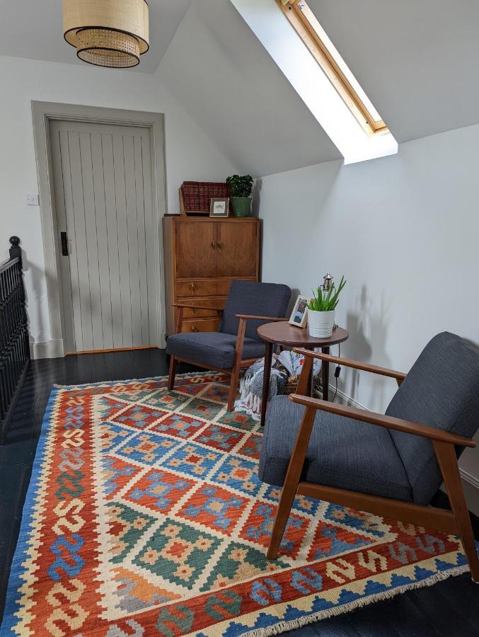 Lon Ban House B&B Glendale  エクステリア 写真