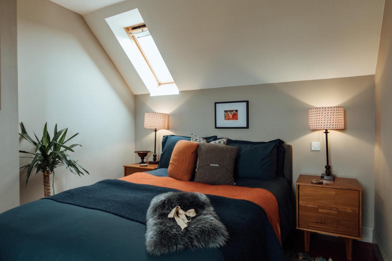 Lon Ban House B&B Glendale  エクステリア 写真